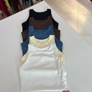 Cropped Zara Suplex