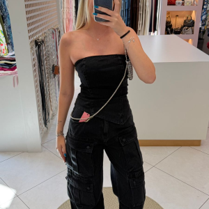 Top Preto Alcance Jeans